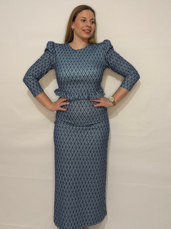 CONJUNTO ESTAMPADO - Imagen 2