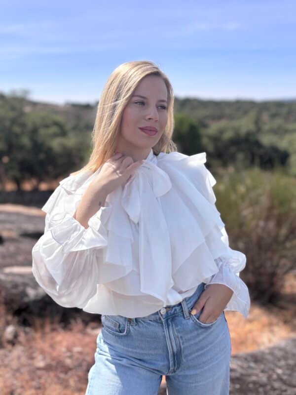 BLUSA VOLANTES - Imagen 3