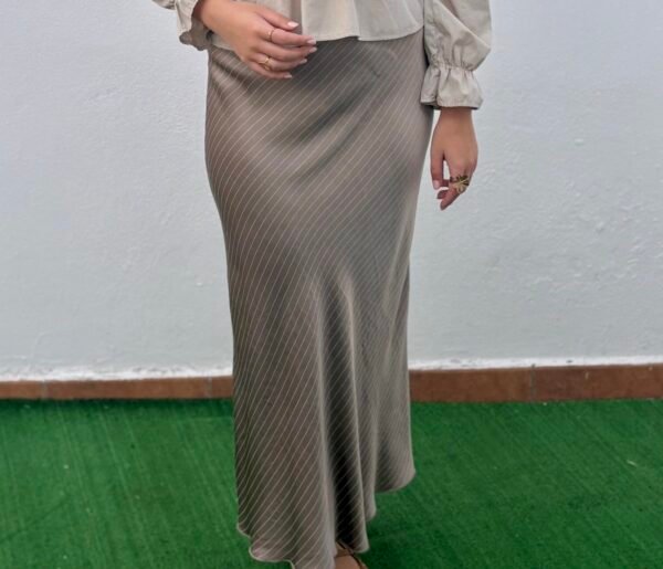 FALDA SATINADA DE RAYAS