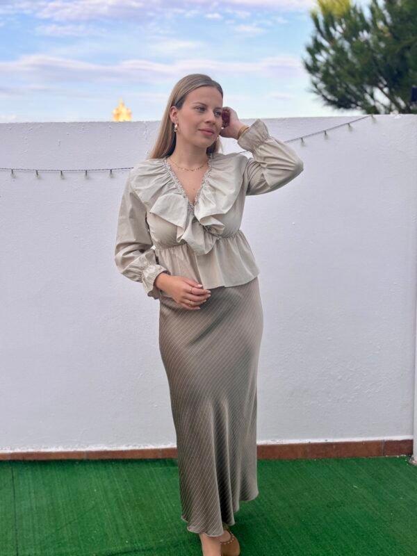 FALDA SATINADA DE RAYAS - Imagen 2