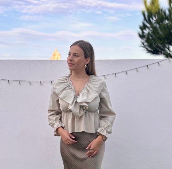 BLUSA VOLANTES