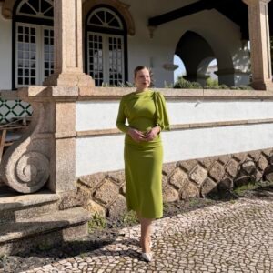 VESTIDO MIDI MINERVA